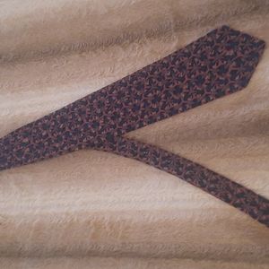 Brookville 100% silk tie